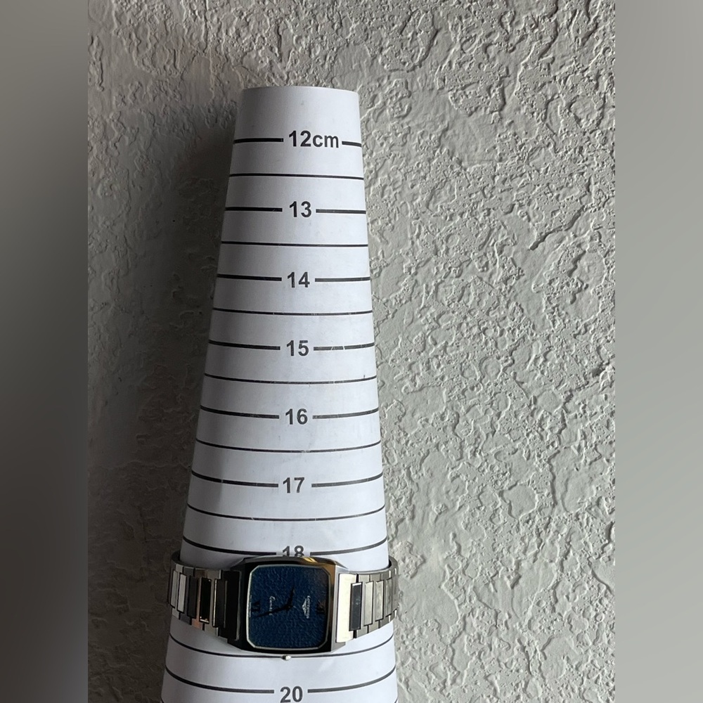 Longines Quartz men’s rectangular Watch (1982) - Picture 12 of 16